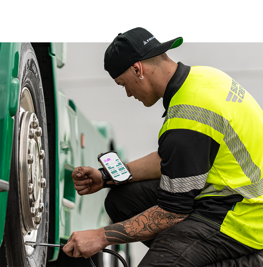 03 Technician Working on Truck 01